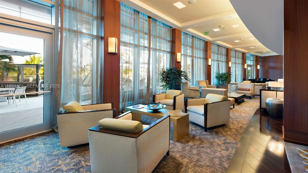 For Sale: $5,700,000 (3 beds, 3 baths, 3105 Square Feet)