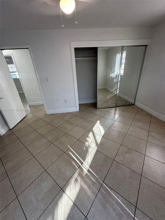 For Rent: $3,900 (4 beds, 2 baths, 1829 Square Feet)