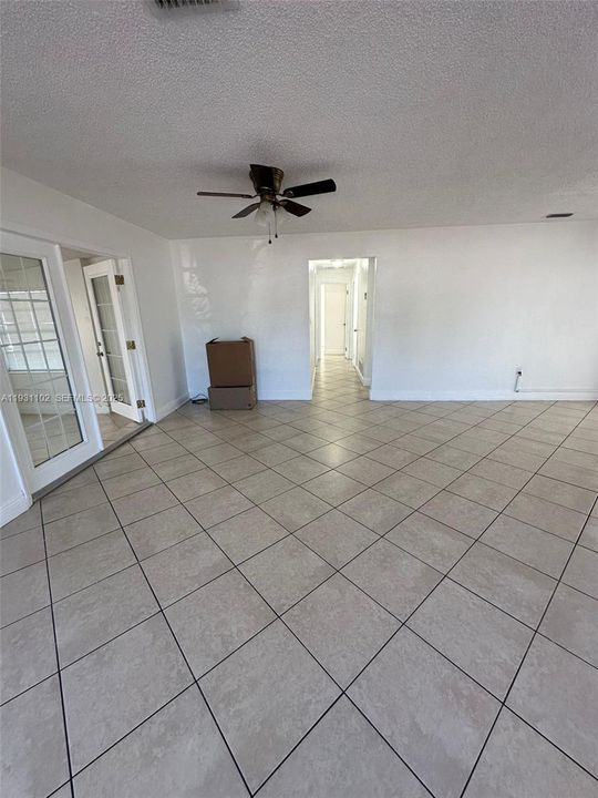 For Rent: $3,900 (4 beds, 2 baths, 1829 Square Feet)