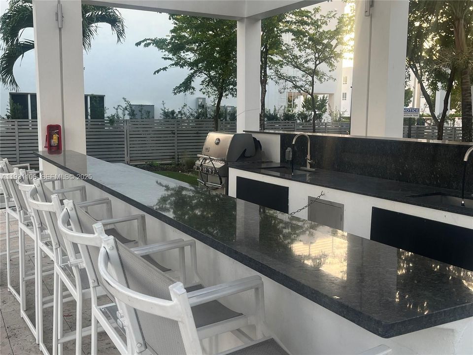 En Renta: $3,750 (3 camas, 3 baños, 1781 Pies cuadrados)