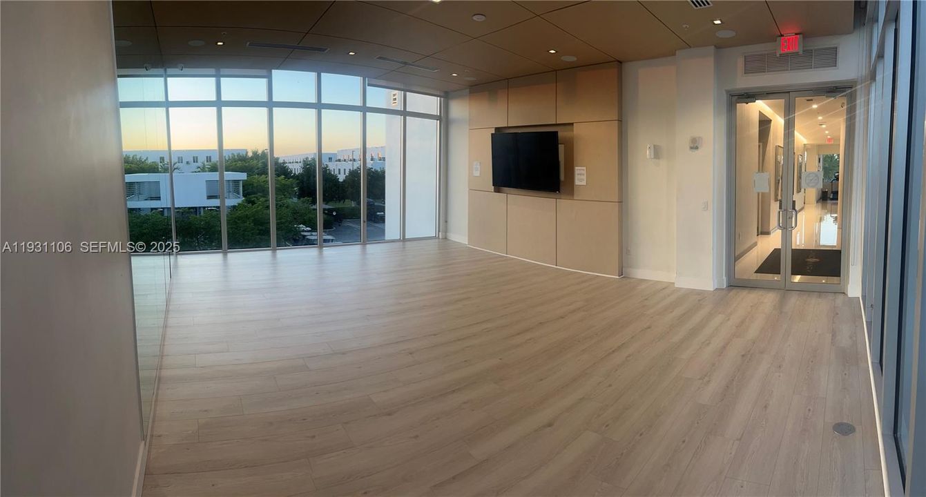 En Renta: $3,750 (3 camas, 3 baños, 1781 Pies cuadrados)