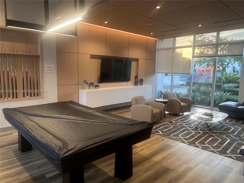 En Renta: $3,750 (3 camas, 3 baños, 1781 Pies cuadrados)