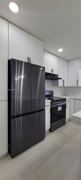 For Rent: $2,800 (2 beds, 1 baths, 1485 Square Feet)