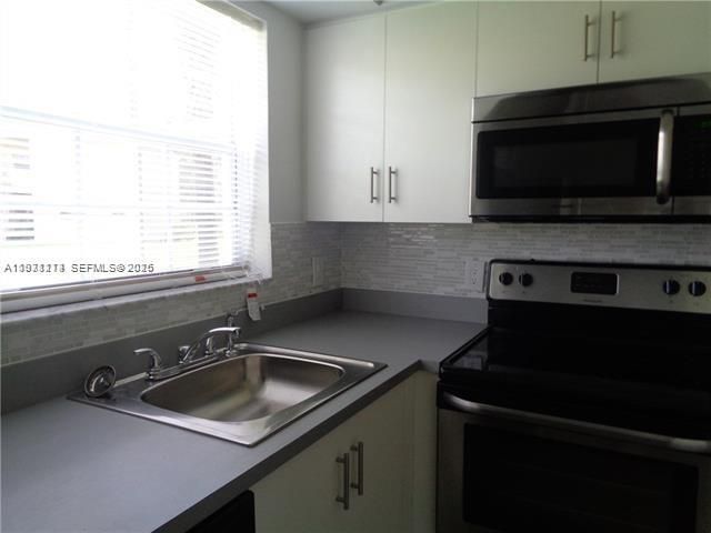 En Venta: $237,000 (2 camas, 2 baños, 807 Pies cuadrados)