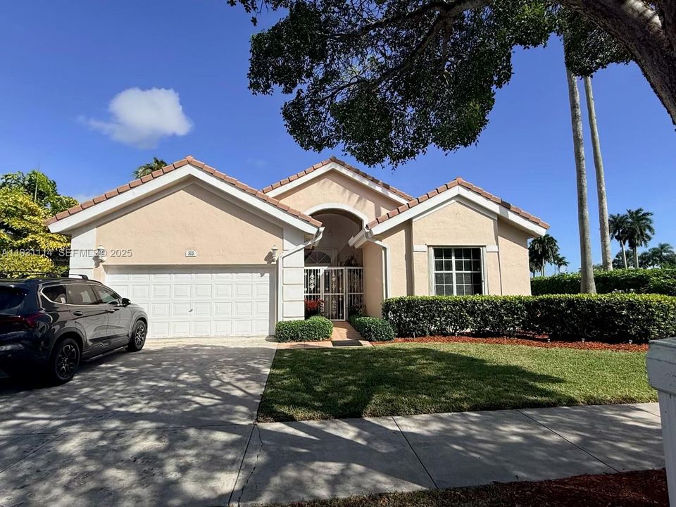 For Sale: $540,000 (4 beds, 2 baths, 1815 Square Feet)