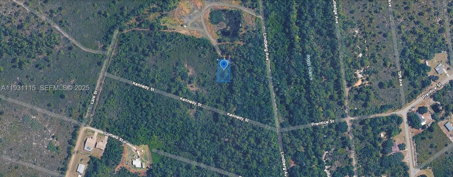 For Sale: $8,900 (0.26 acres)