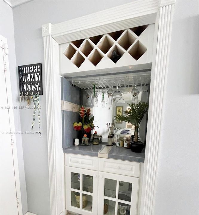 出租: $3,800 (2 贝兹, 2 浴室, 1094 平方英尺)