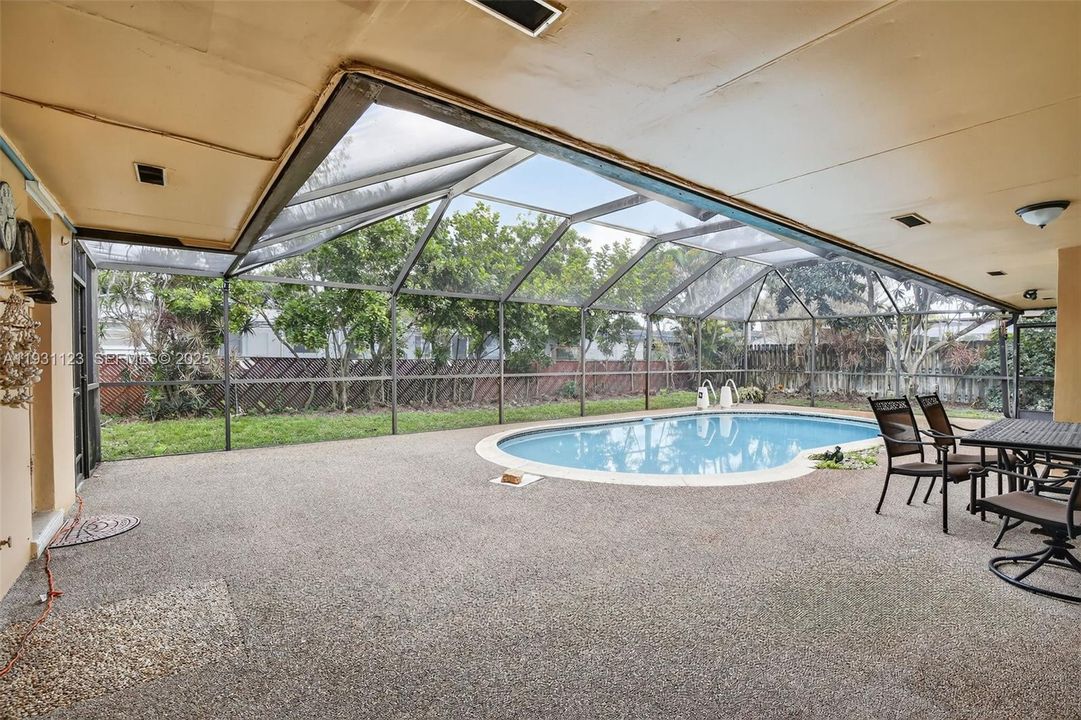 待售: $649,900 (3 贝兹, 2 浴室, 1967 平方英尺)