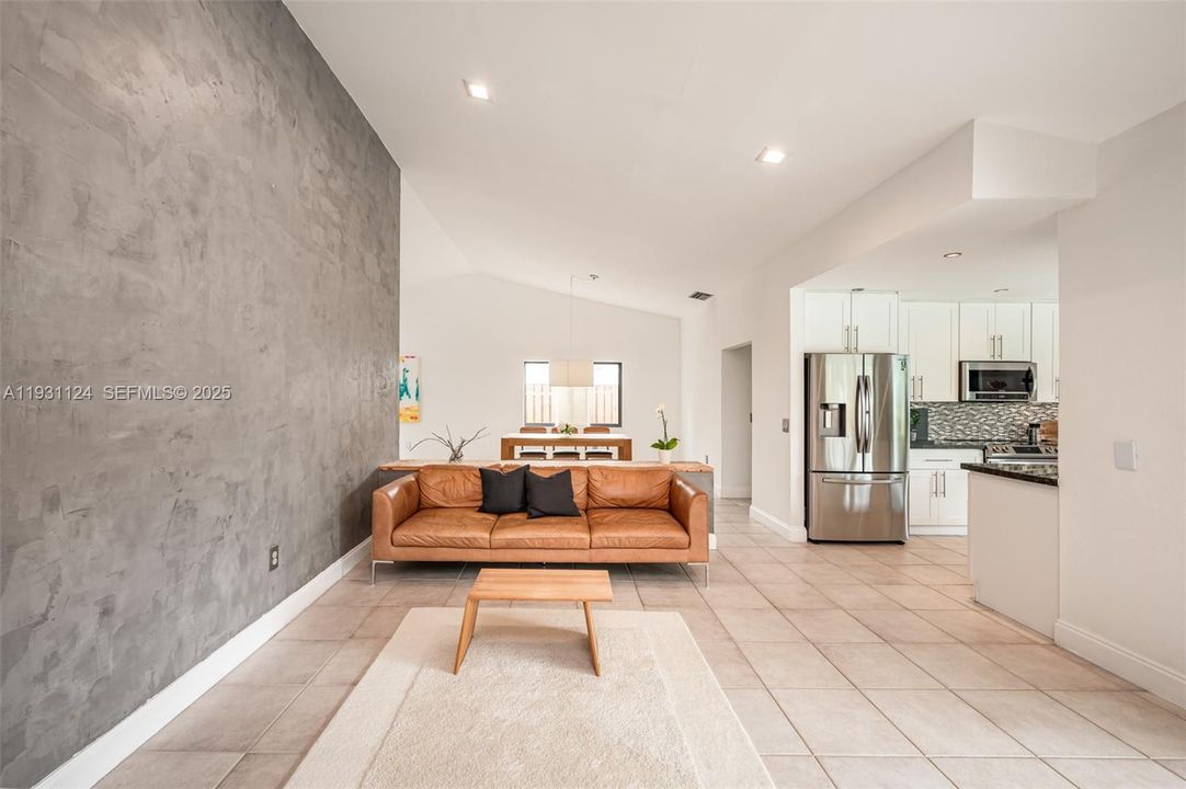 For Rent: $5,150 (4 beds, 3 baths, 2061 Square Feet)