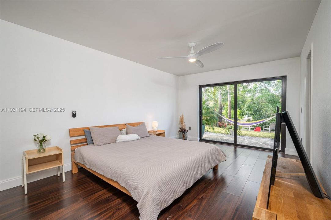 For Rent: $5,150 (4 beds, 3 baths, 2061 Square Feet)