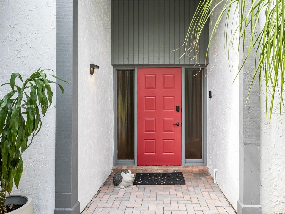 For Rent: $5,150 (4 beds, 3 baths, 2061 Square Feet)