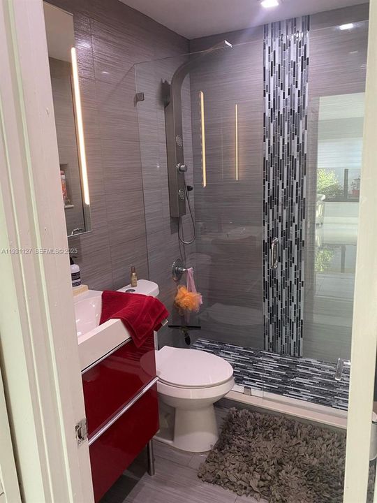 В аренду: $3,500 (3 спален, 2 ванн, 1451 Квадратных фут)