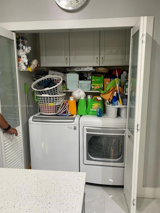 В аренду: $3,500 (3 спален, 2 ванн, 1451 Квадратных фут)