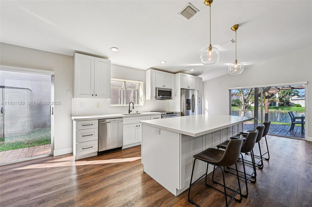 En Renta: $3,700 (3 camas, 2 baños, 1624 Pies cuadrados)