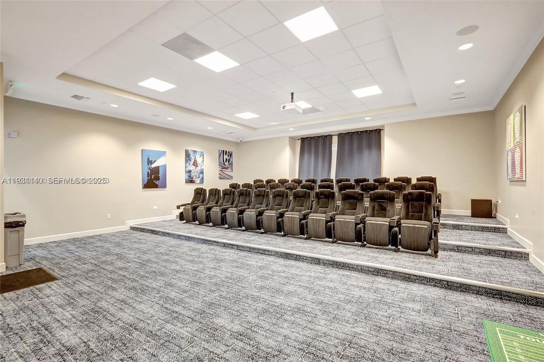 For Rent: $2,850 (3 beds, 2 baths, 1693 Square Feet)