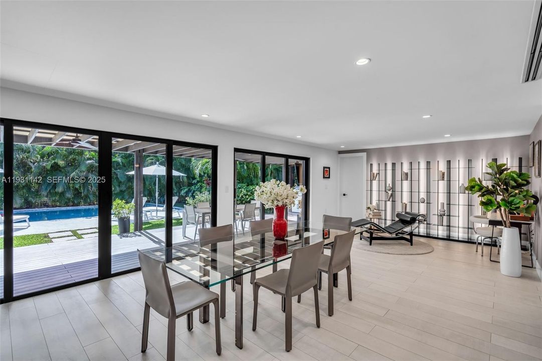 待售: $2,400,000 (4 贝兹, 3 浴室, 3145 平方英尺)