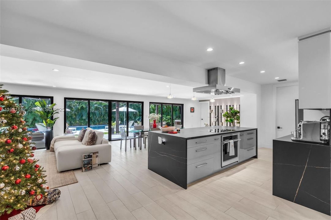 待售: $2,400,000 (4 贝兹, 3 浴室, 3145 平方英尺)