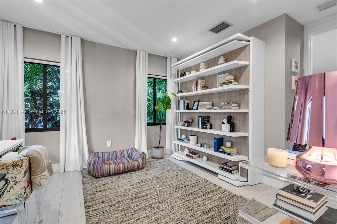 待售: $2,400,000 (4 贝兹, 3 浴室, 3145 平方英尺)