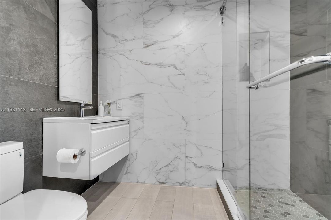 待售: $2,400,000 (4 贝兹, 3 浴室, 3145 平方英尺)