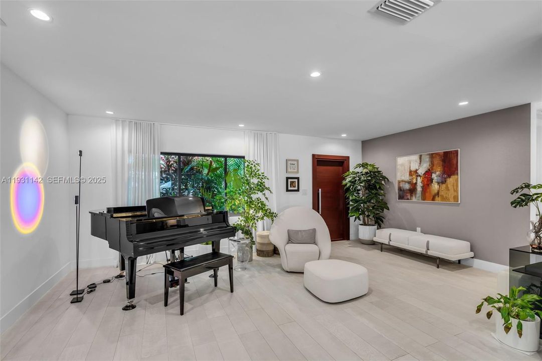 待售: $2,400,000 (4 贝兹, 3 浴室, 3145 平方英尺)