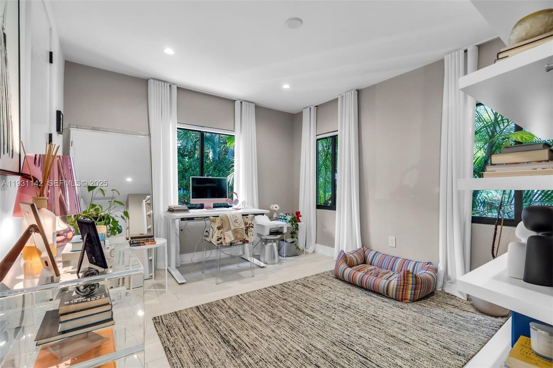 待售: $2,400,000 (4 贝兹, 3 浴室, 3145 平方英尺)