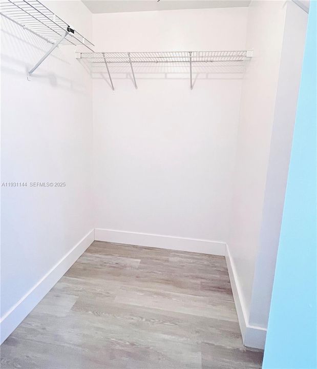 出租: $4,400 (4 贝兹, 3 浴室, 1225 平方英尺)