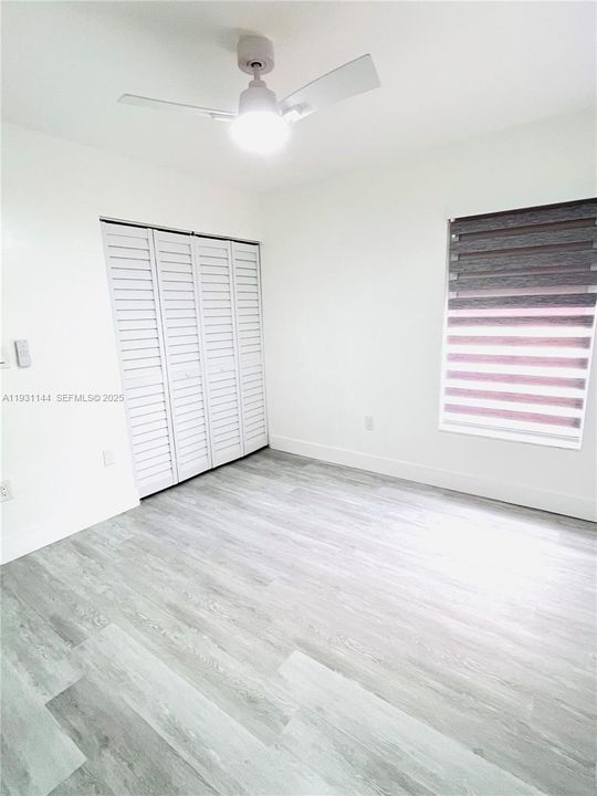 出租: $4,400 (4 贝兹, 3 浴室, 1225 平方英尺)