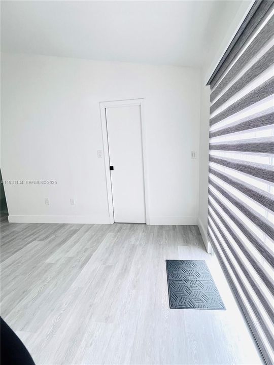 出租: $4,400 (4 贝兹, 3 浴室, 1225 平方英尺)