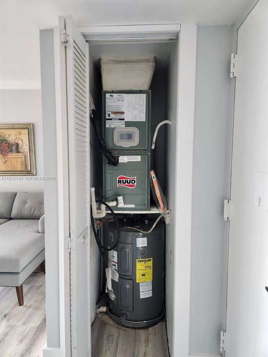 В аренду: $2,400 (2 спален, 2 ванн, 898 Квадратных фут)