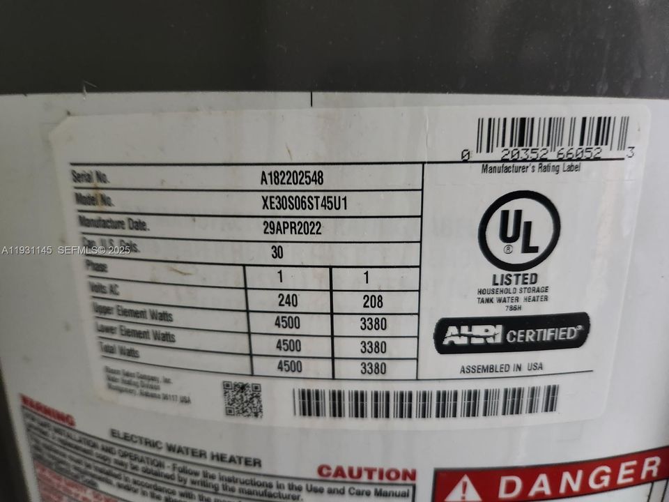 В аренду: $2,400 (2 спален, 2 ванн, 898 Квадратных фут)