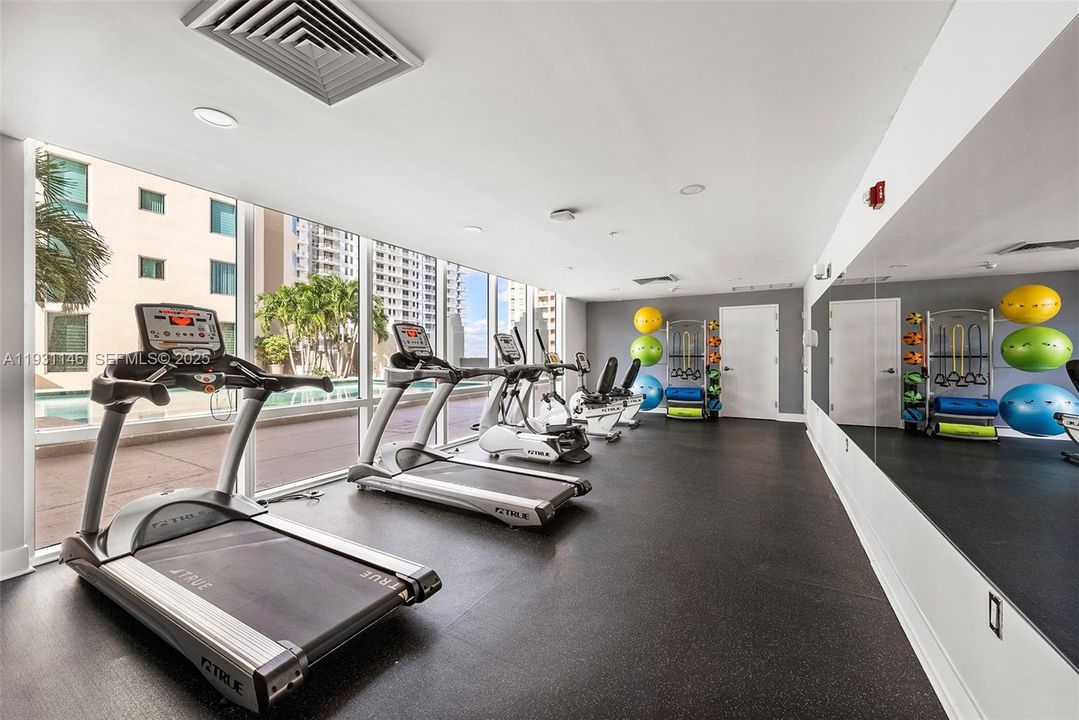 На продажу: $419,000 (1 спален, 1 ванн, 890 Квадратных фут)