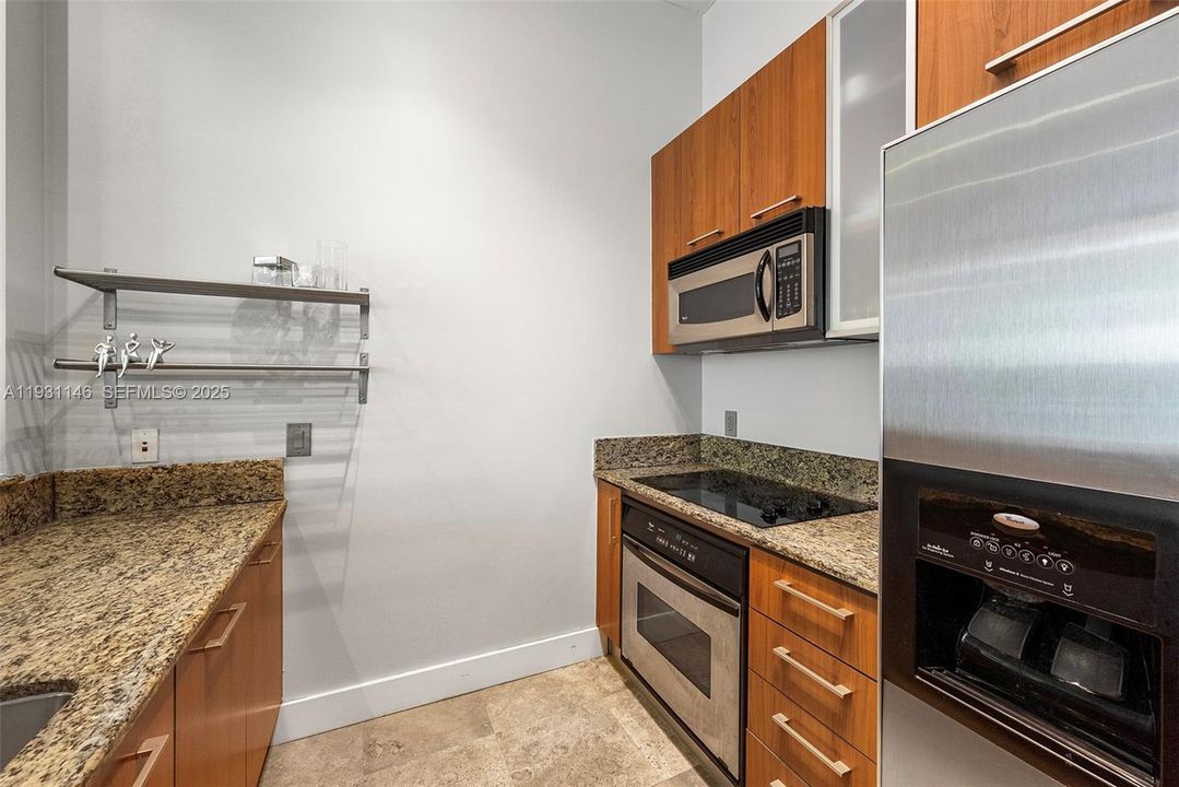 На продажу: $419,000 (1 спален, 1 ванн, 890 Квадратных фут)