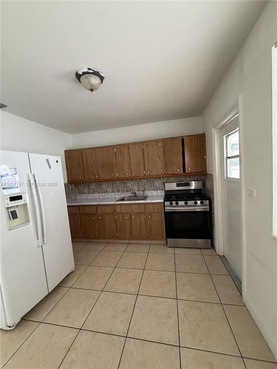 For Sale: $884,000 (0 beds, 0 baths, 2150 Square Feet)