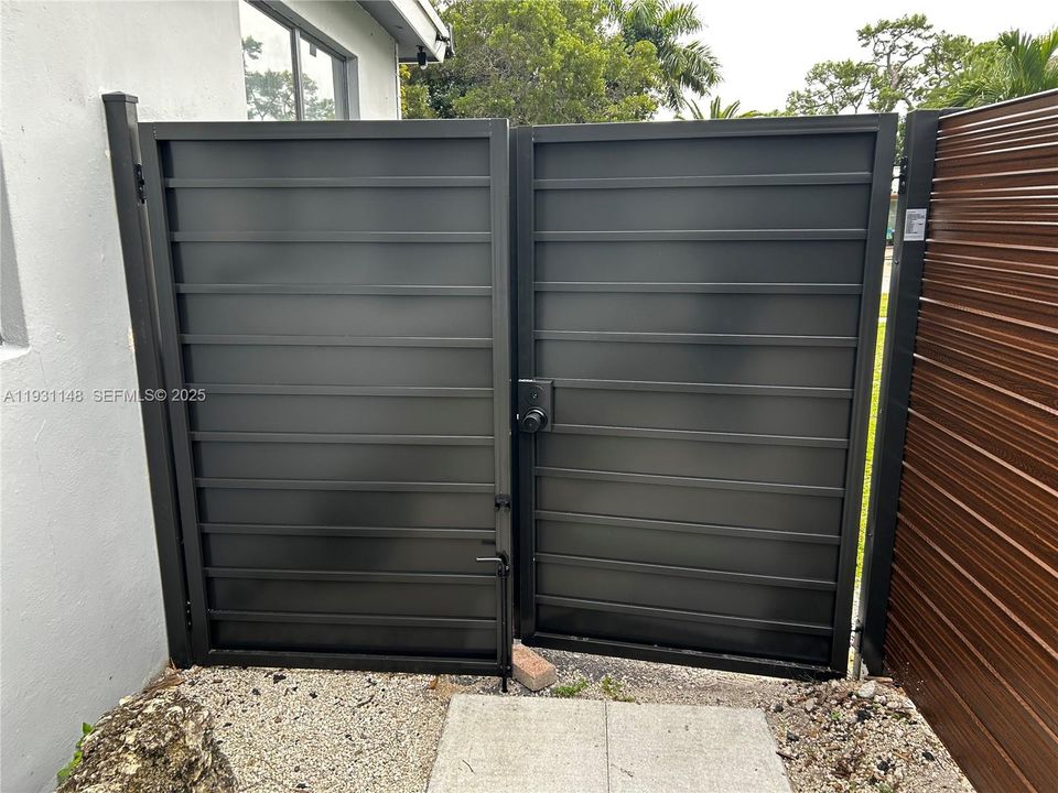 En Renta: $2,300 (1 camas, 1 baños, 1824 Pies cuadrados)