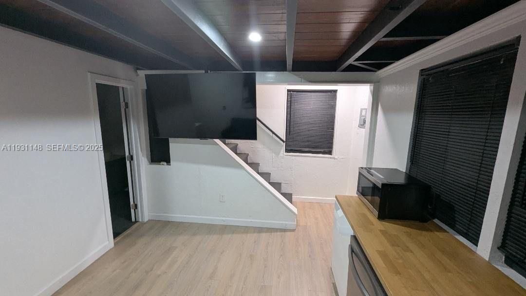 En Renta: $2,300 (1 camas, 1 baños, 1824 Pies cuadrados)