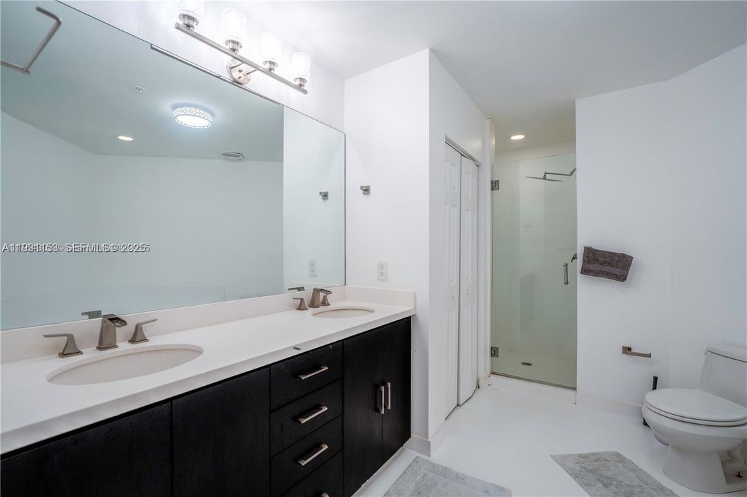 В аренду: $4,500 (3 спален, 2 ванн, 1365 Квадратных фут)