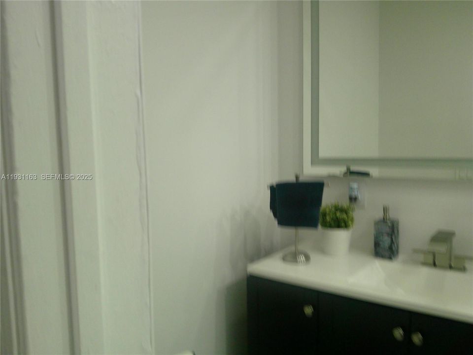 For Sale: $639,900 (3 beds, 2 baths, 2214 Square Feet)