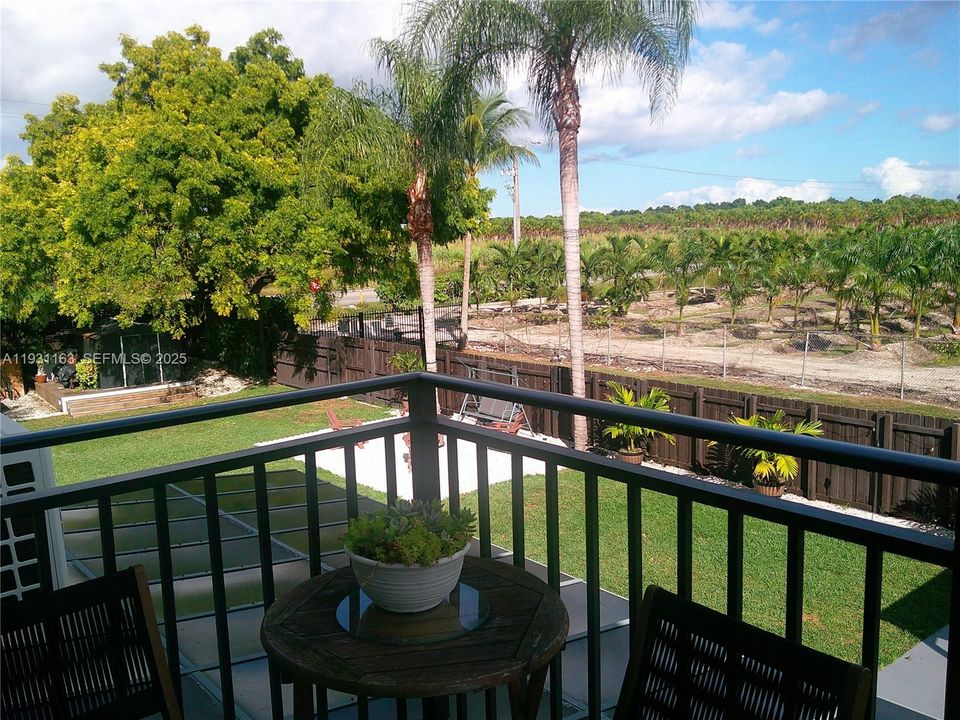 For Sale: $639,900 (3 beds, 2 baths, 2214 Square Feet)