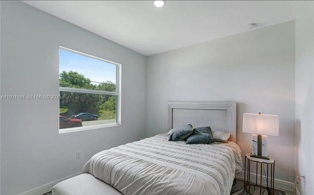 For Sale: $319,900 (3 beds, 2 baths, 1505 Square Feet)