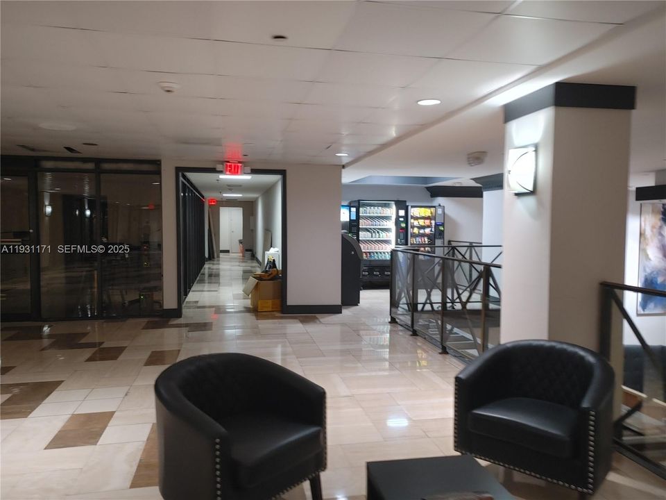 En Venta: $335,000 (1 camas, 1 baños, 860 Pies cuadrados)