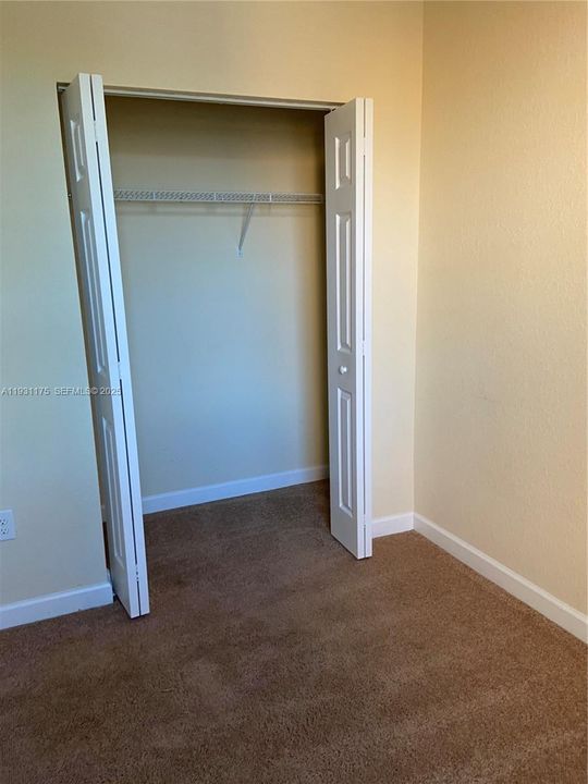 В аренду: $3,200 (3 спален, 2 ванн, 1742 Квадратных фут)