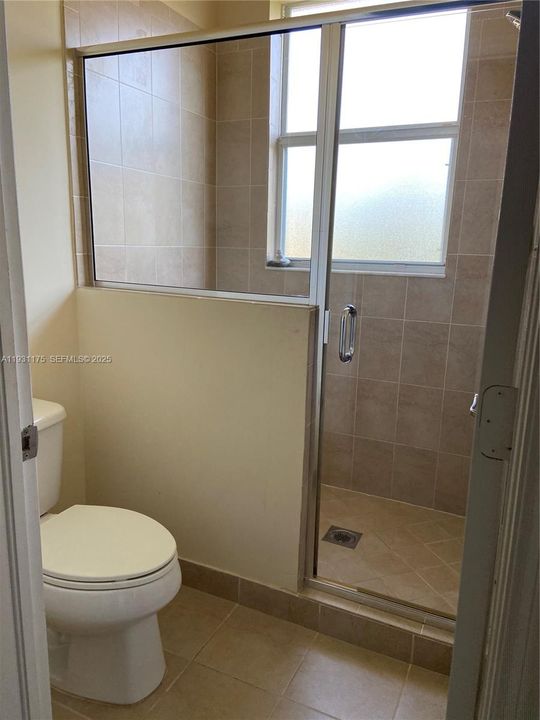 В аренду: $3,200 (3 спален, 2 ванн, 1742 Квадратных фут)