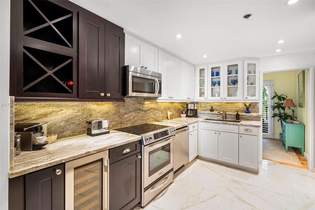 For Rent: $25,000 (2 beds, 2 baths, 1847 Square Feet)