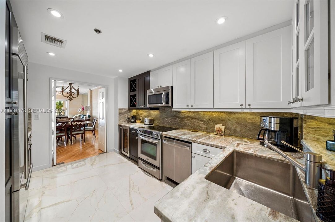 For Rent: $25,000 (2 beds, 2 baths, 1847 Square Feet)