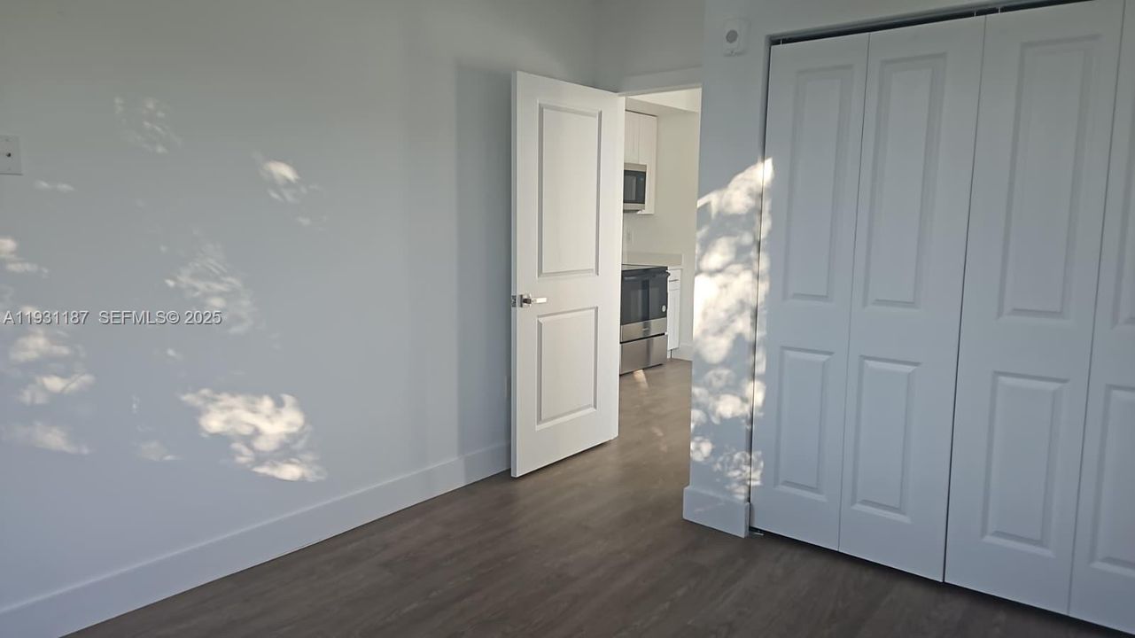 出租: $2,100 (2 贝兹, 1 浴室, 0 平方英尺)