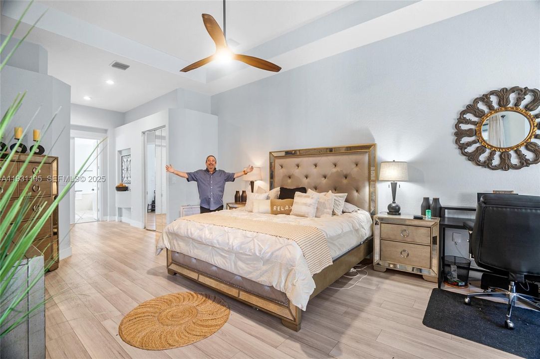 На продажу: $985,000 (4 спален, 3 ванн, 2957 Квадратных фут)