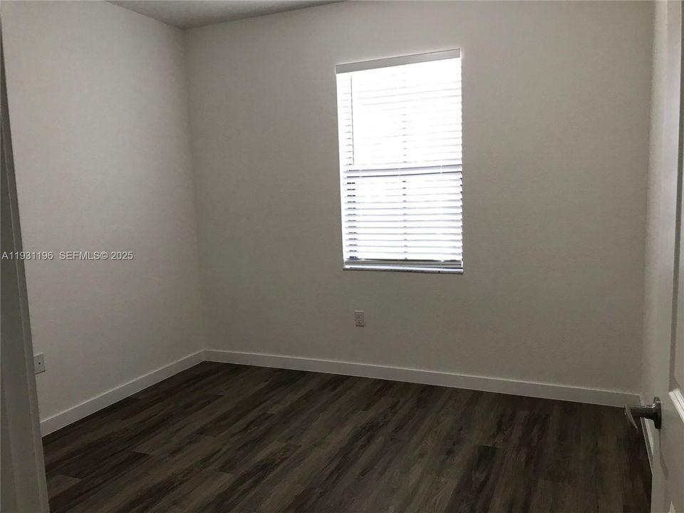 For Rent: $2,600 (3 beds, 2 baths, 1428 Square Feet)