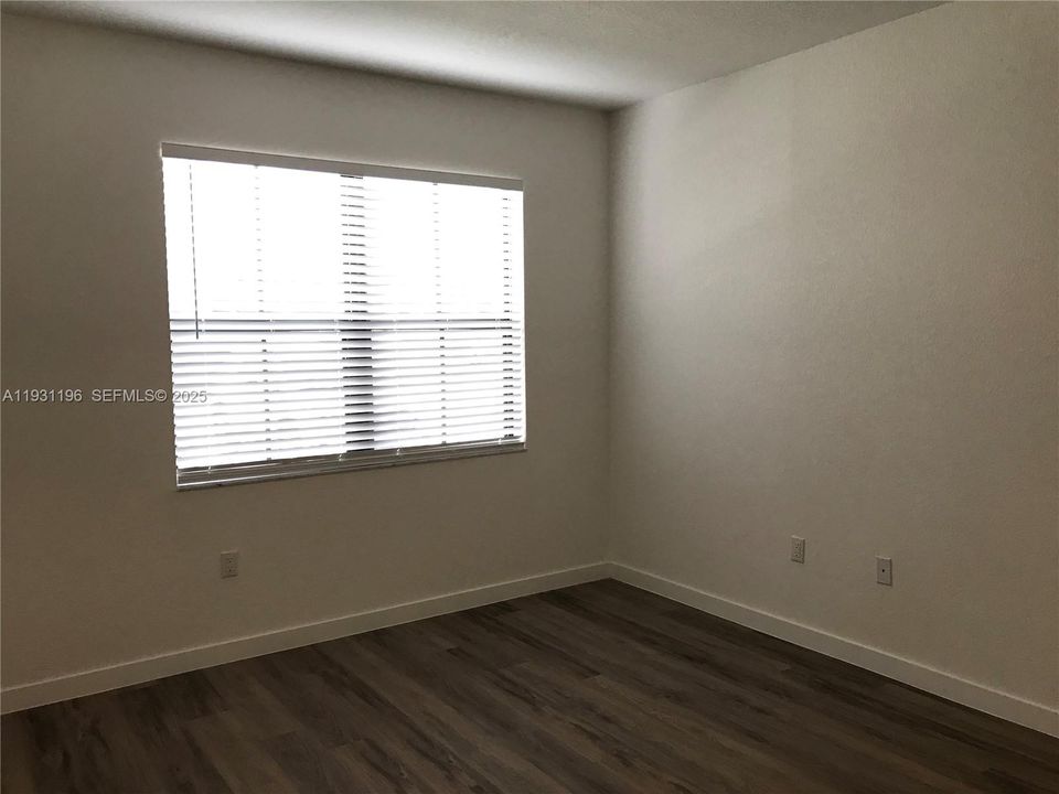 For Rent: $2,600 (3 beds, 2 baths, 1428 Square Feet)