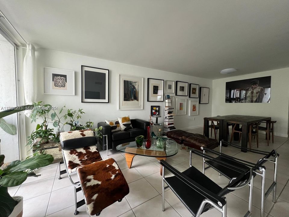 На продажу: $310,000 (1 спален, 1 ванн, 899 Квадратных фут)