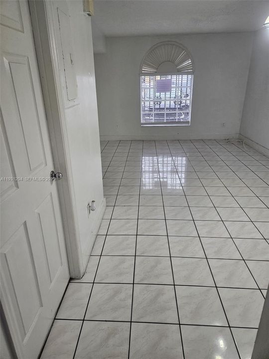 For Sale: $425,500 (3 beds, 2 baths, 1440 Square Feet)